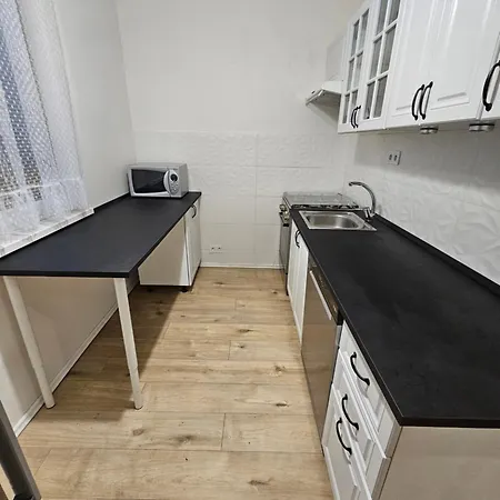 Διαμέρισμα Cozy 3-room In Old Town